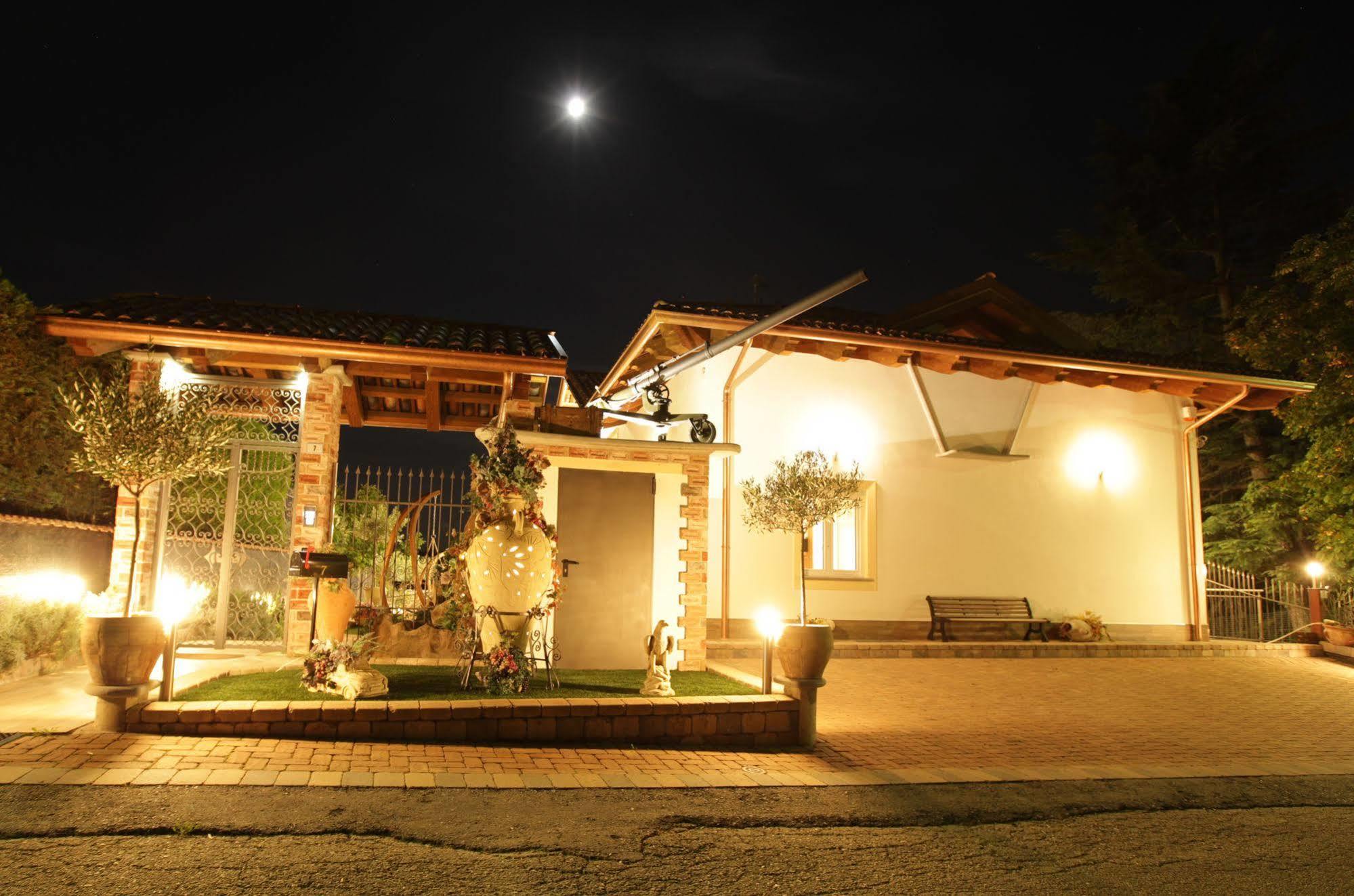 Wellness Suite Na' Canuna' Roddi Exterior foto